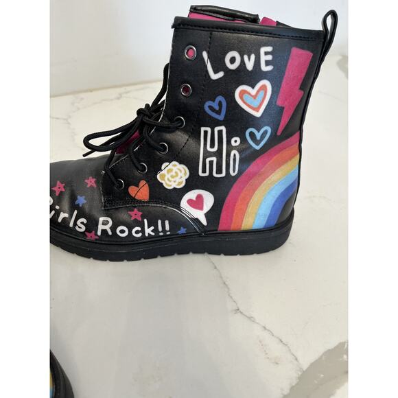 Skechers Girls 4 Combat Rainbow Kids Grunge Hipster Winter Ankle Boots - Picture 1 of 9